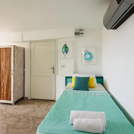 Hotel Kuytu *
