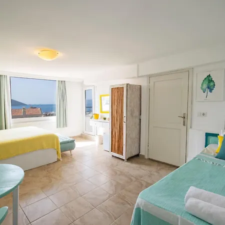 Kuytu Hotel
